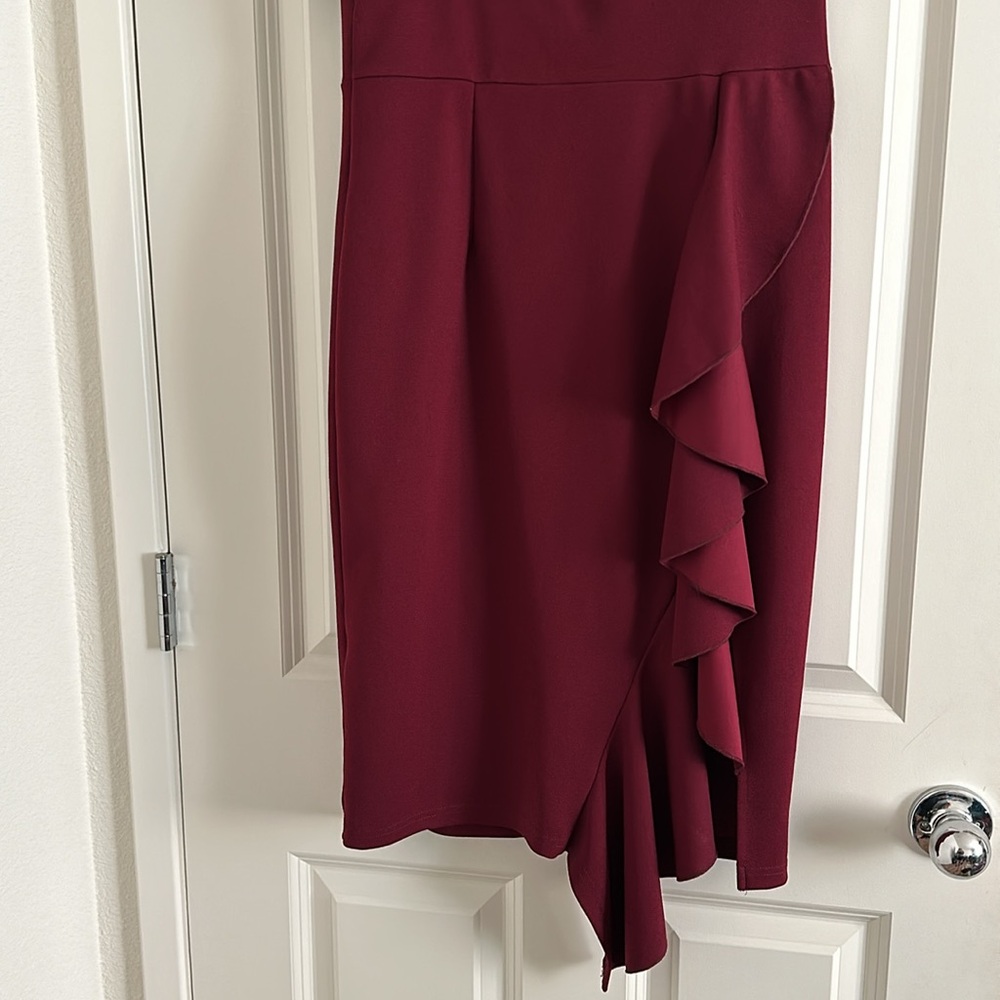 Dress - Picture 2 of 3